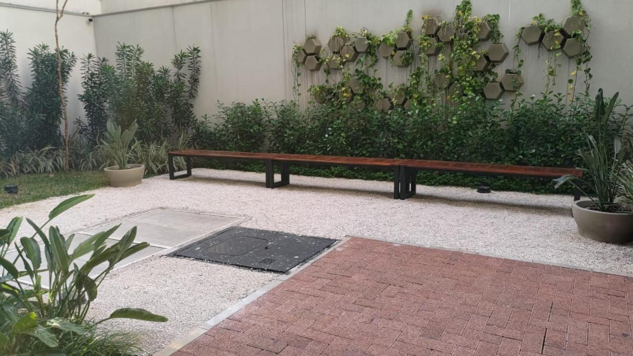 27m2 Wifi Liberdade Proximo Metro Restaurante Hospital * São Paulo